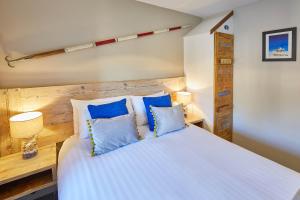 Host & Stay - The Watchtower