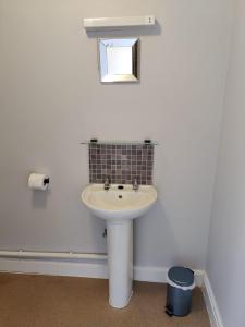 Twin Room room in Woolpack Inn