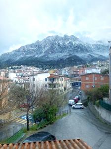 Monolocale con vista sulle montagne