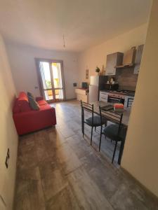 Meraviglioso appartamento panoramico in residence Isola Rossa