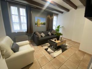 Appartements Logement de groupe au centre d'Azay le Rideau : photos des chambres