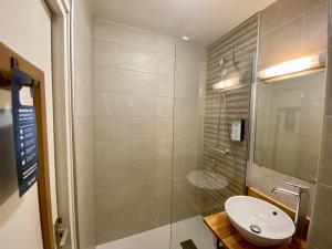 Hotels Kyriad Chalon-Sur-Saone Centre : Chambre Double