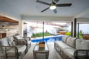 Spectacular House Tulipanes - Tetlama