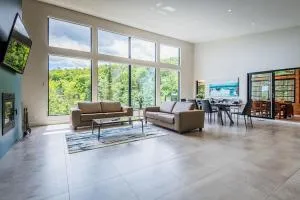 Gran Paradiso Luxurious - 10 Min From Tremblant - Labelle