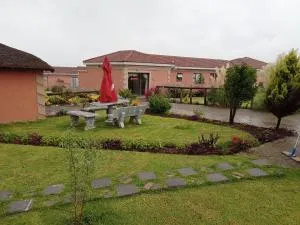 Twilight Breeze Lodge - Гаррісміт