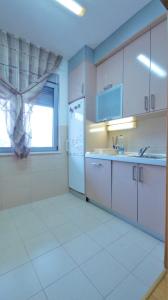 M&L Lux 3-bedroom apartment (sea view)