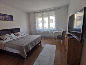 The Location Central Town Apartament