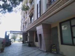 Sai Heera Residency Shirdi - Ахмеднагар