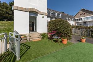 Appartements La Tour du Castel Beach - 200m de la plage : photos des chambres