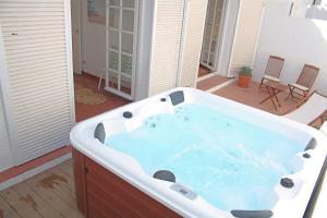 Cozy marine & spa villa