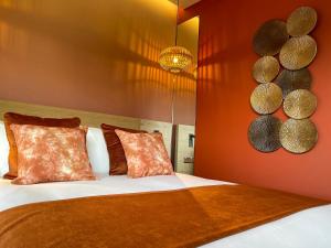 Hex Wildlife Hotel at Yorkshire Wildlife Park