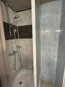 Hotels Hotel & Restaurant Le Patio VICHY : photos des chambres