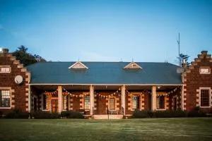 Kralinbergh Estate Guesthouse - Grootgewaagd