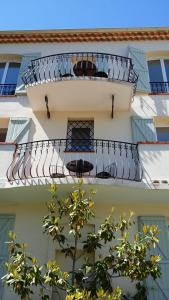 Appart'hotels Kimi Residence : Appartement avec Balcon