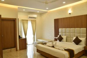 Sukhi A Luxury Stay Inn