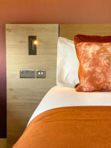 Hex Wildlife Hotel at Yorkshire Wildlife Park