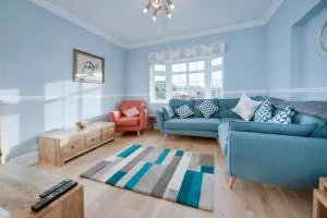 Super 5 Bedroom Family Friendly Retreat Rustington - 昂姆林