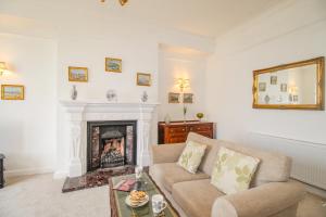 Weymouth Bay Apartment A