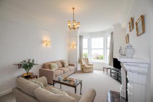 Weymouth Bay Apartment A