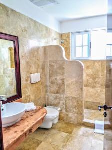 Castillo Playacar Fase 1 9br 3Kitchen Pool walk to Beach 5th Ave 25max