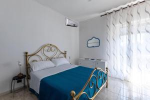 Dreibettzimmer mit Balkon