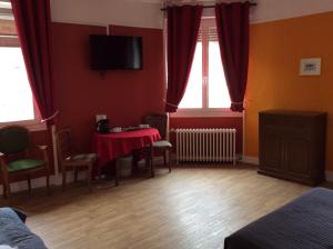 Hotels Hotel du Cygne : photos des chambres