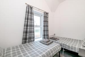 Two bedroom holiday apartment Colwyn Bay