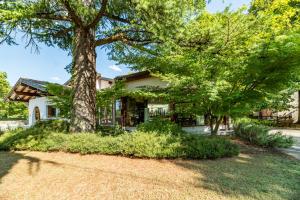 ACCADEMIA VINE LODGE