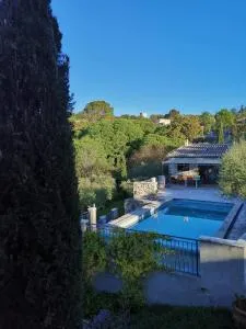 Villa climatisée avec vue panoramique et piscine sans vis à vis. - Deaux