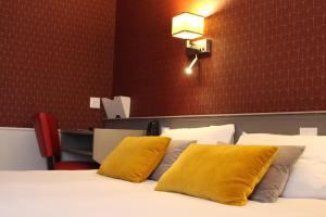 Hotels Hotel Crocus Caen Memorial : photos des chambres