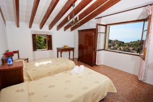 Double Room with Private External Bathroom room in Hostal Miramar