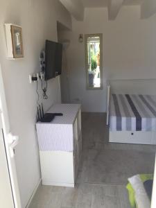 Studio Apartment room in Alex Apartments