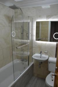 Oak Tree Boutique 2 bed Apartment - Stayseekers