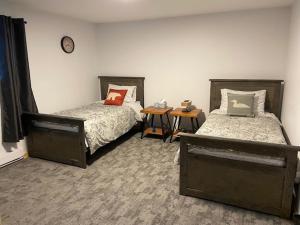 Bears Den Guest House