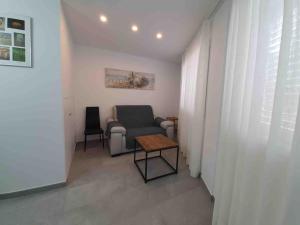 PISO NUEVO, PK PEQUEÑO Y A 5 MIN DE LA PLAYA caminando