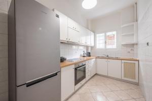 Victoria Majestic Suites Apartments