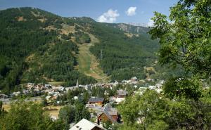 Hotels Residence Le Chalet de L'Eterlou by Popinns : photos des chambres