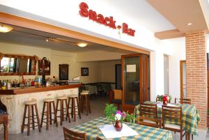 Apollo City Hotel Maliatim