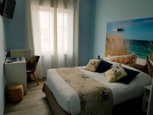 Hotels The Originals Access, Hotel Corinna, Royan : Chambre Double