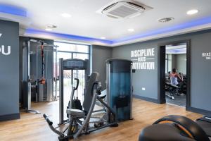 Yugo Explore - Melbourn Point