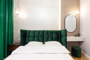 LEOGRAND Apartments on Horodotska 45