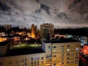 Appartements Superbe appartement avec magnifique vue sur Paris : photos des chambres