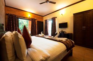 Rega Tuskars Riverside Resort Jim Corbett