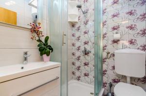 Apartments & Room Frane 