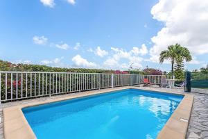 Villa paisible à Saint-François 200 m² avec piscine privée