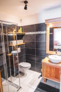 Chalets Le Chalet des Tartalys - 750 m des pistes de Serre Chevalier Chantemerle : photos des chambres