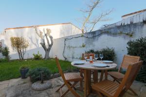 Maisons de vacances Maison de famille cosy aux Portes en Re - Les Salines : photos des chambres