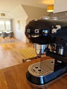 Stylish Georgian Apartment In An Ideal Location