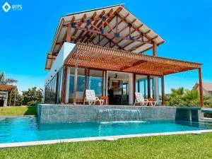 HOP BALI exclusiva laguna y playa en Chincha - Larán