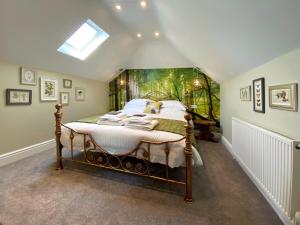 Hambrook House Canterbury - NEW luxury guest house with ESPA Spa complex